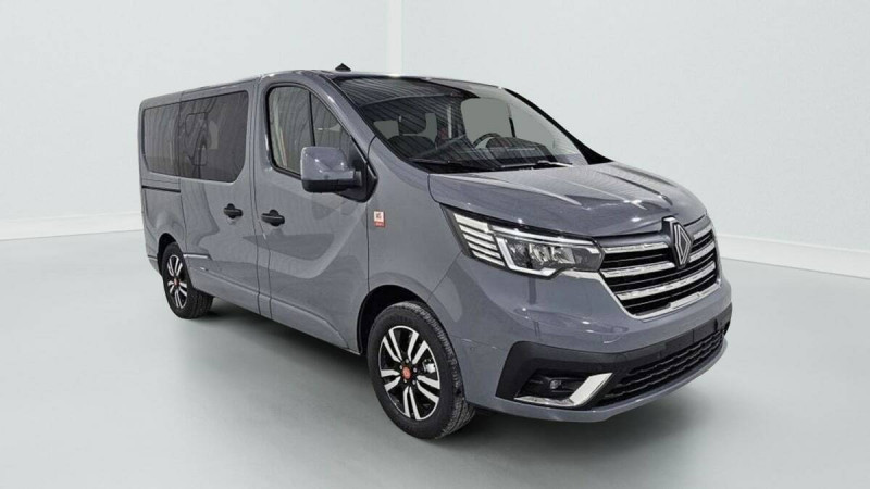 RENAULT TRAFIC TRAFIC BLUE DCI 170 AUTO TECHNO
