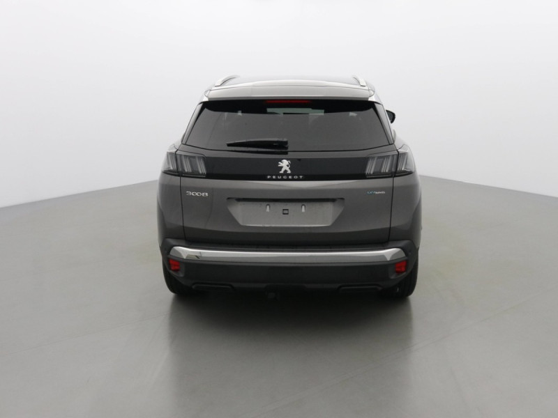 PEUGEOT 3008 ROADTRIP 225 HYBRID E-EAT8