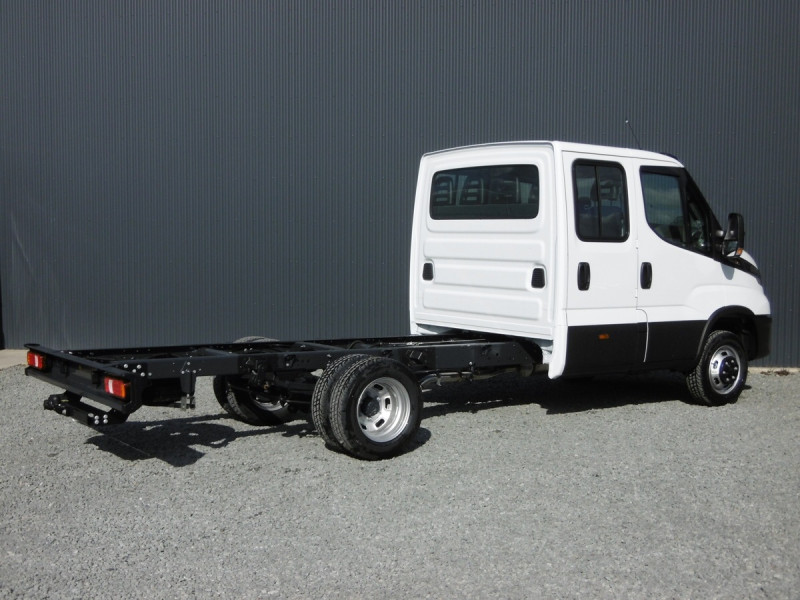 IVECO DAILY CABINE 6+1 35C18 RJ EMPATTEMENT 3750 180 TD BA-8