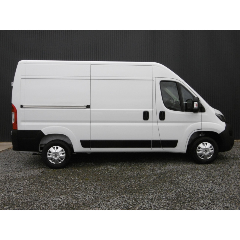 PEUGEOT BOXER FOURGON ASPHALT 165 HDI