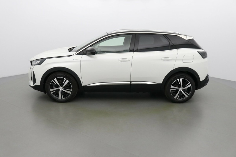 PEUGEOT 3008 GT 300 HYBRID E-EAT8