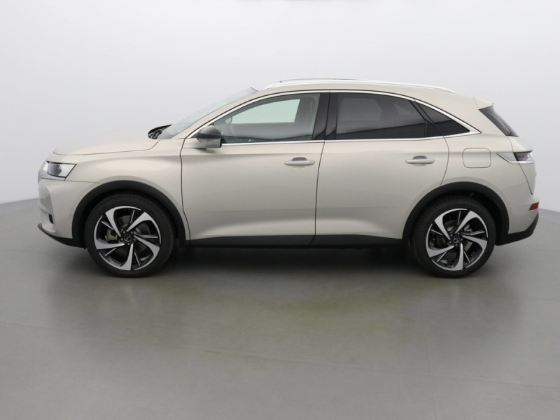 DS DS7 CROSSBACK RIVOLI 300 E-TENSE E-EAT8