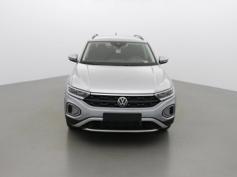 VOLKSWAGEN T-ROC LIFE 150 TSI DSG-7