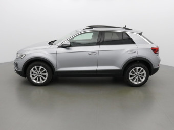 VOLKSWAGEN T-ROC LIFE 150 TSI DSG-7