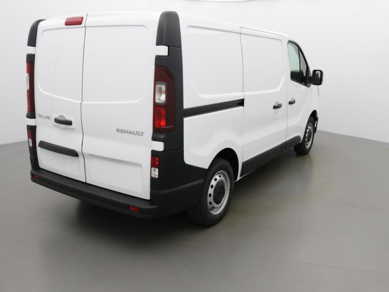 RENAULT TRAFIC 3 FOURGON L1H1 CONFORT 130 BLUE DCI
