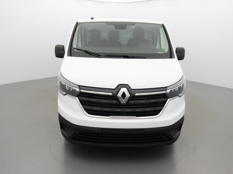 RENAULT TRAFIC 3 FOURGON L2H1 CONFORT 130 BLUE DCI