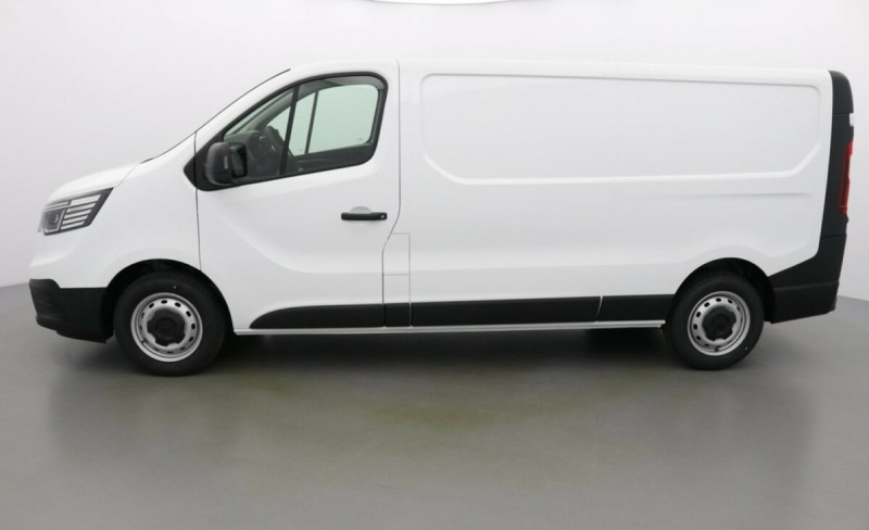 RENAULT TRAFIC 3 FOURGON L2H1 CONFORT 130 BLUE DCI