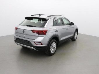 VOLKSWAGEN T-ROC LIFE 150 TSI