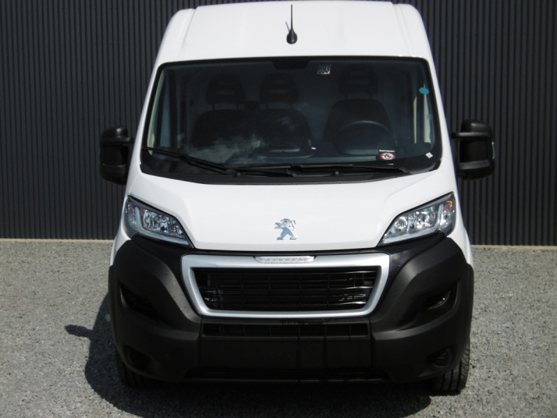 PEUGEOT BOXER FOURGON BASE 140 HDI