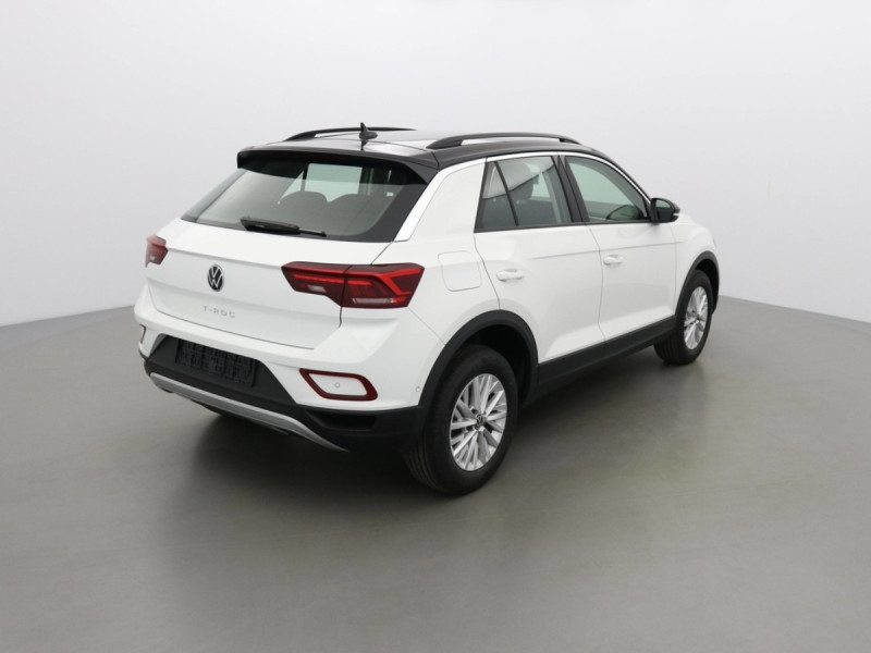 VOLKSWAGEN T-ROC LIFE 150 TSI