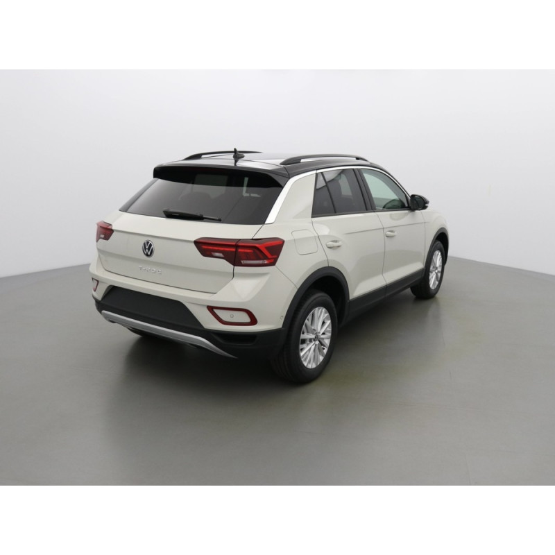 VOLKSWAGEN T-ROC LIFE 150 TSI
