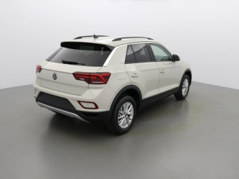 VOLKSWAGEN T-ROC LIFE 150 TSI