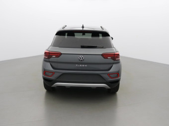 VOLKSWAGEN T-ROC LIFE 150 TSI