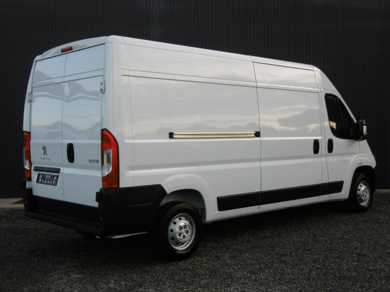 PEUGEOT BOXER FOURGON BASE 140 HDI