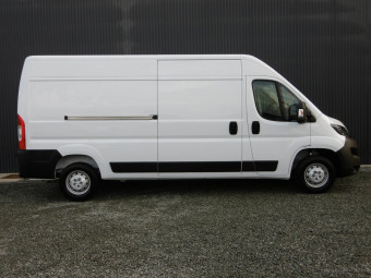 PEUGEOT BOXER FOURGON BASE 140 HDI
