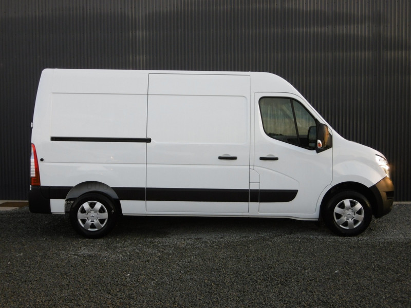 NISSAN INTERSTAR NV400 N-CONNECTA L2H2 3T5 135 DCI