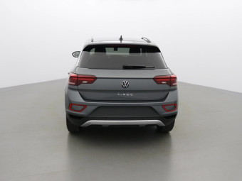 VOLKSWAGEN T-ROC LIFE 150 TSI