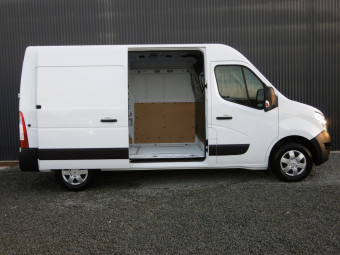 NISSAN INTERSTAR NV400 N-CONNECTA L2H2 3T5 135 DCI
