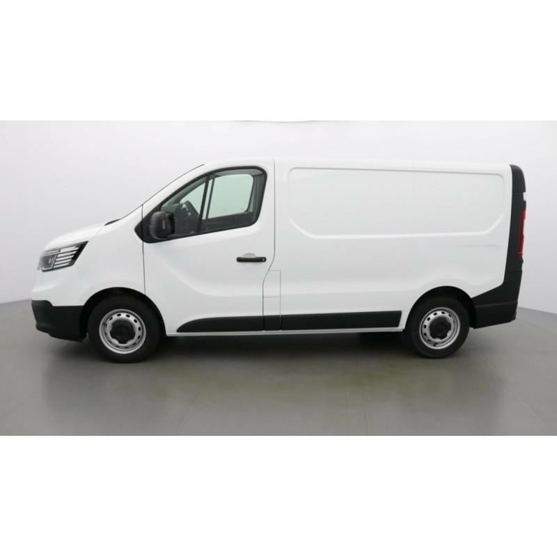 RENAULT TRAFIC 3 FOURGON L1H1 CONFORT 110 BLUE DCI
