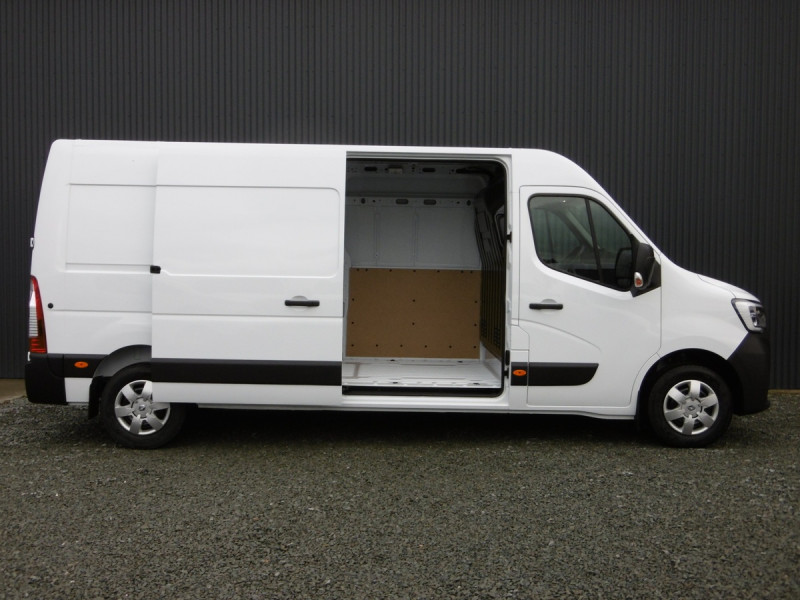 RENAULT MASTER L3H2 GRAND CONFORT 135 BLUE DCI