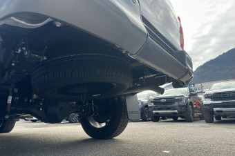 TOYOTA HILUX 2.8 204 BVA INVINCIBLE 4PL