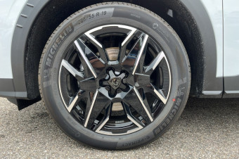 PEUGEOT 5008 HYBRID 145 E-DCS6 GT 360 T.O