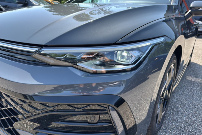 VOLKSWAGEN GOLF E-TSI 150 DSG R-LINE EDITION