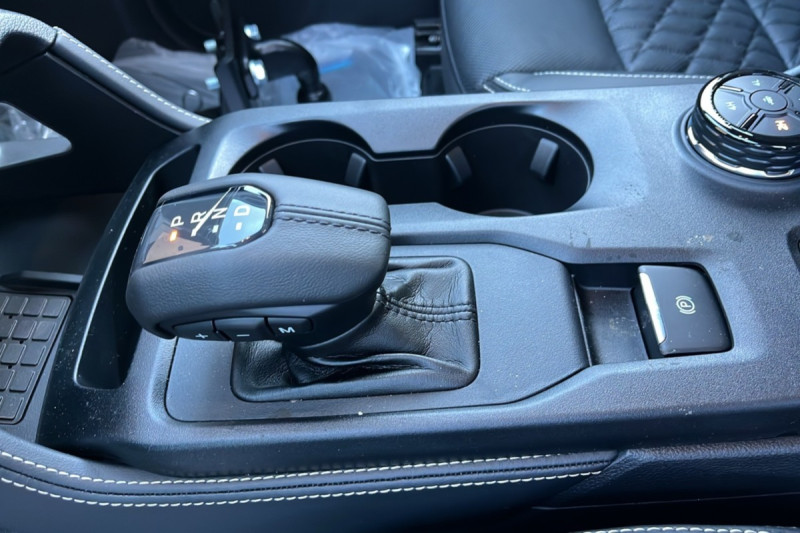 FORD RANGER 3.0 V6 240 PLATINUM RIDEAU