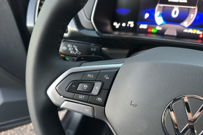 VOLKSWAGEN T-CROSS TSI 116 DSG7 R-LINE