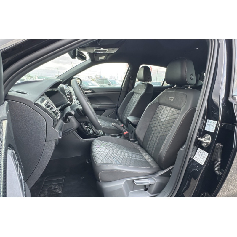 VOLKSWAGEN T-CROSS TSI 116 DSG7 R-LINE