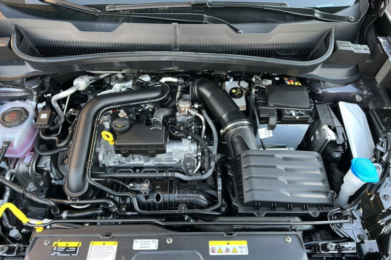 VOLKSWAGEN T-CROSS TSI 116 DSG7 R-LINE