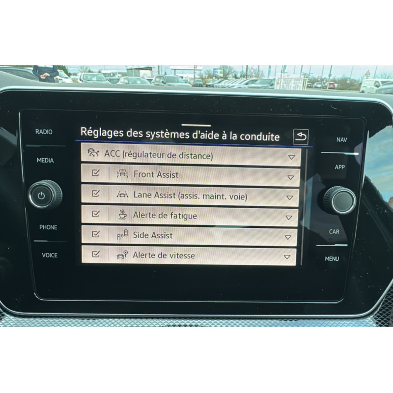 VOLKSWAGEN T-CROSS TSI 116 DSG7 R-LINE