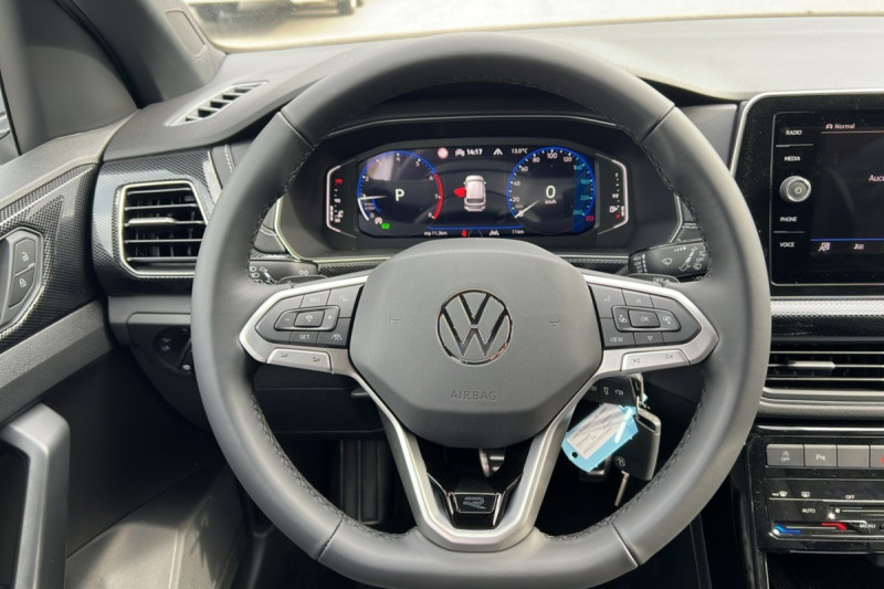 VOLKSWAGEN T-CROSS TSI 116 DSG7 R-LINE
