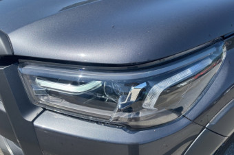 TOYOTA HILUX 2.8 204 BVA INVINCIBLE RIDEAU