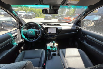 TOYOTA HILUX 2.8 204 BVA INVINCIBLE 4PL