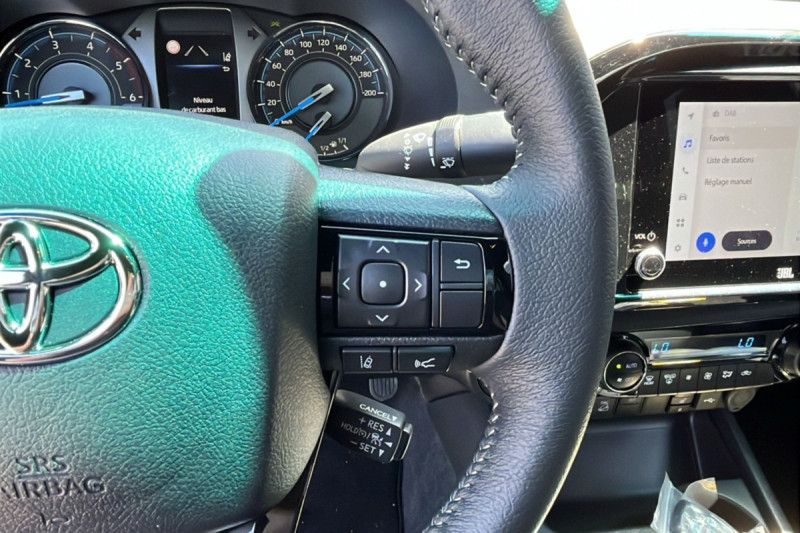 TOYOTA HILUX 2.8 204 BVA INVINCIBLE 4PL