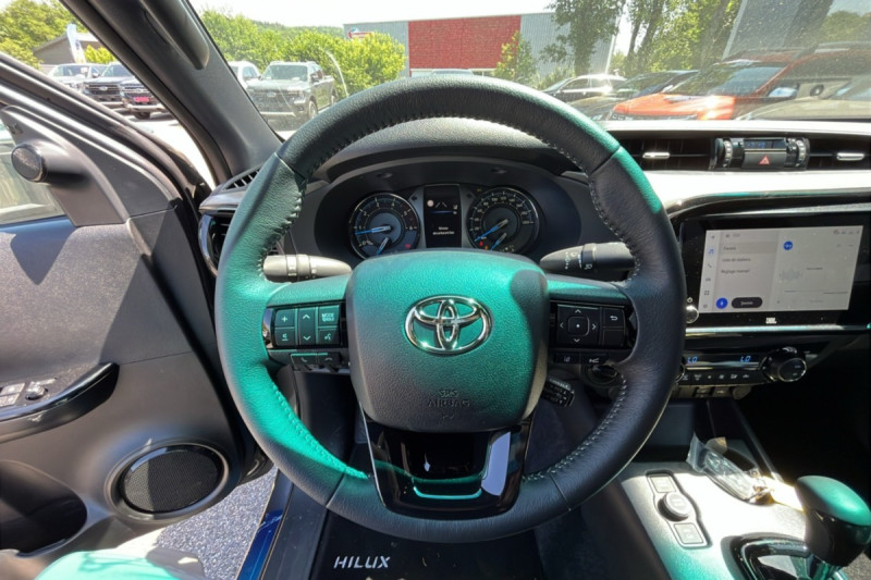 TOYOTA HILUX 2.8 204 BVA INVINCIBLE 4PL