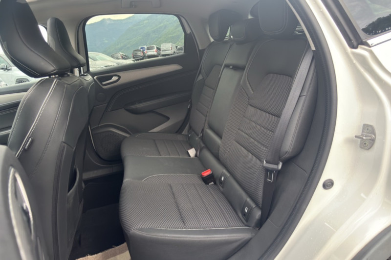 RENAULT ARKANA TCE 140 EDC7 INTENS T.O