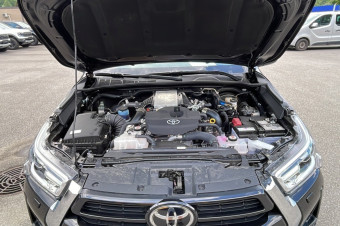 TOYOTA HILUX 2.8 D4-D 204 BVA EXECUTIVE 4PL
