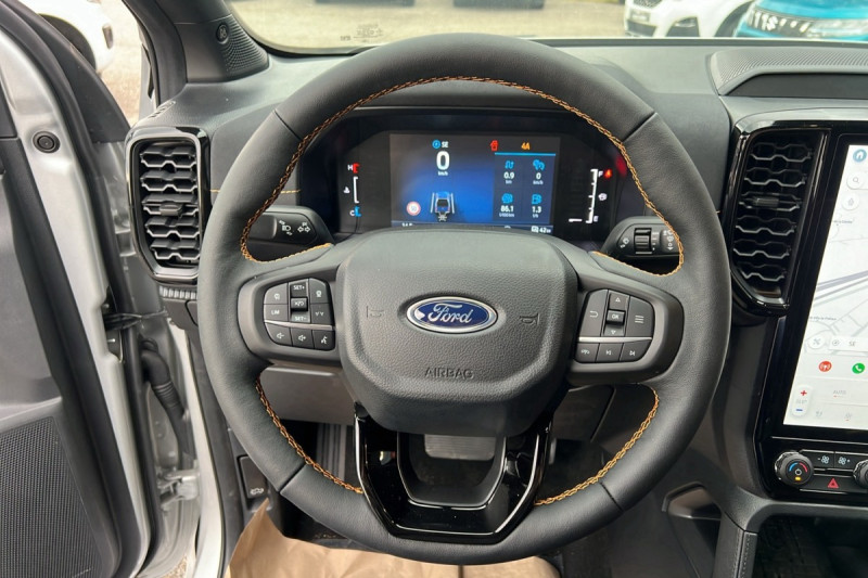 FORD RANGER 205 WILDTRAK X PACK X RIDEAU 4PL