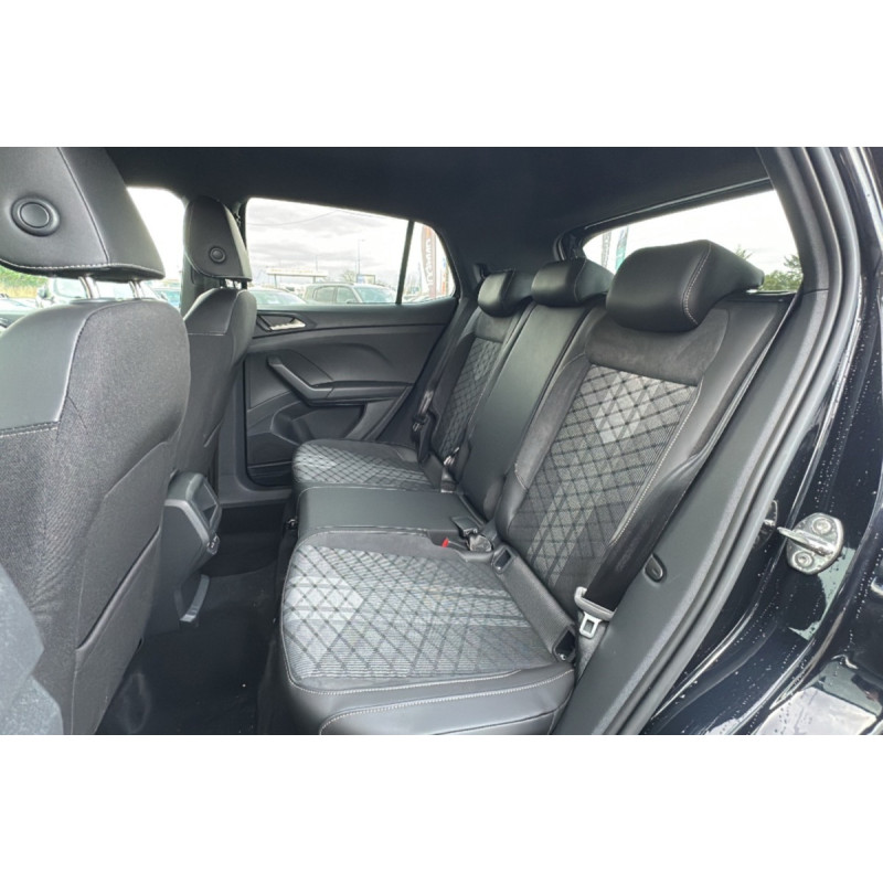 VOLKSWAGEN T-CROSS TSI 116 DSG7 R-LINE