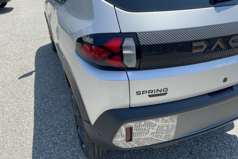 DACIA SPRING ELECTRIQUE 65 EXTREME