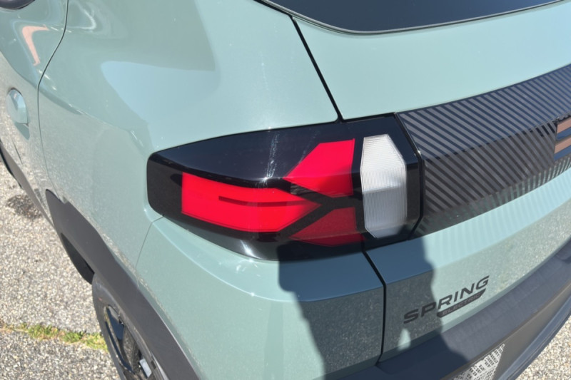 DACIA SPRING ELECTRIQUE 65 EXTREME