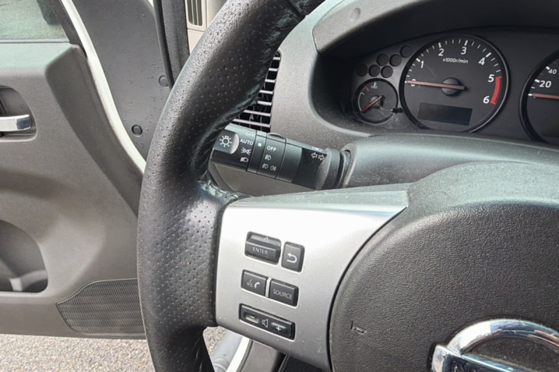 NISSAN NAVARA 2.5 DCI 190 4WD DOUBLE CABINE