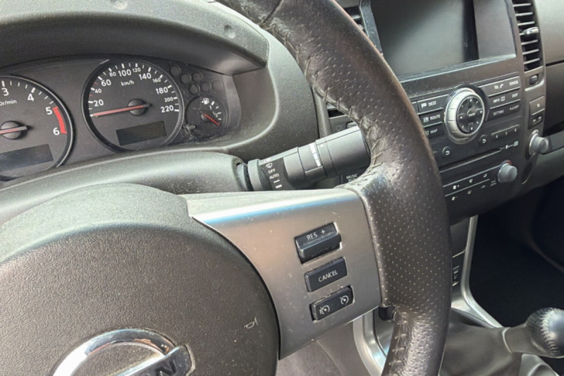 NISSAN NAVARA 2.5 DCI 190 4WD DOUBLE CABINE