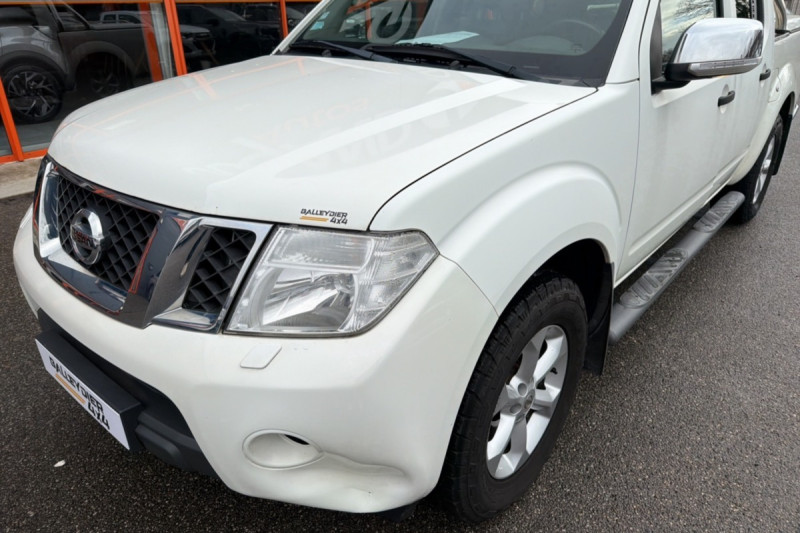 NISSAN NAVARA 2.5 DCI 190 4WD DOUBLE CABINE