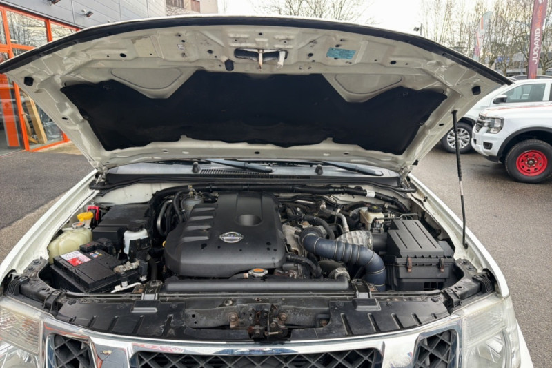 NISSAN NAVARA 2.5 DCI 190 4WD DOUBLE CABINE