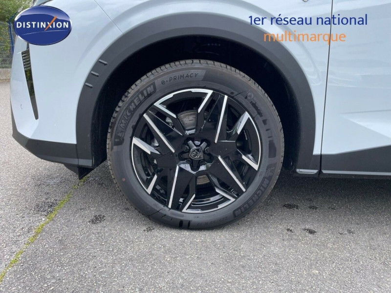 PEUGEOT 5008 1.2 HYBRID 145CH E-DCS6 GT