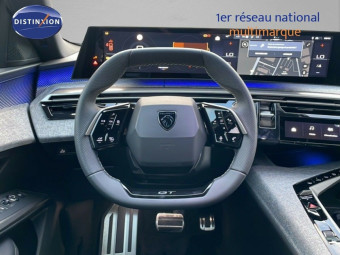 PEUGEOT 5008 1.2 HYBRID 145CH E-DCS6 GT
