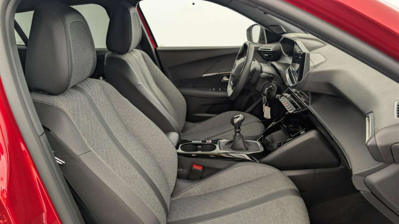 PEUGEOT 2008 PURETECH 100 ALLURE